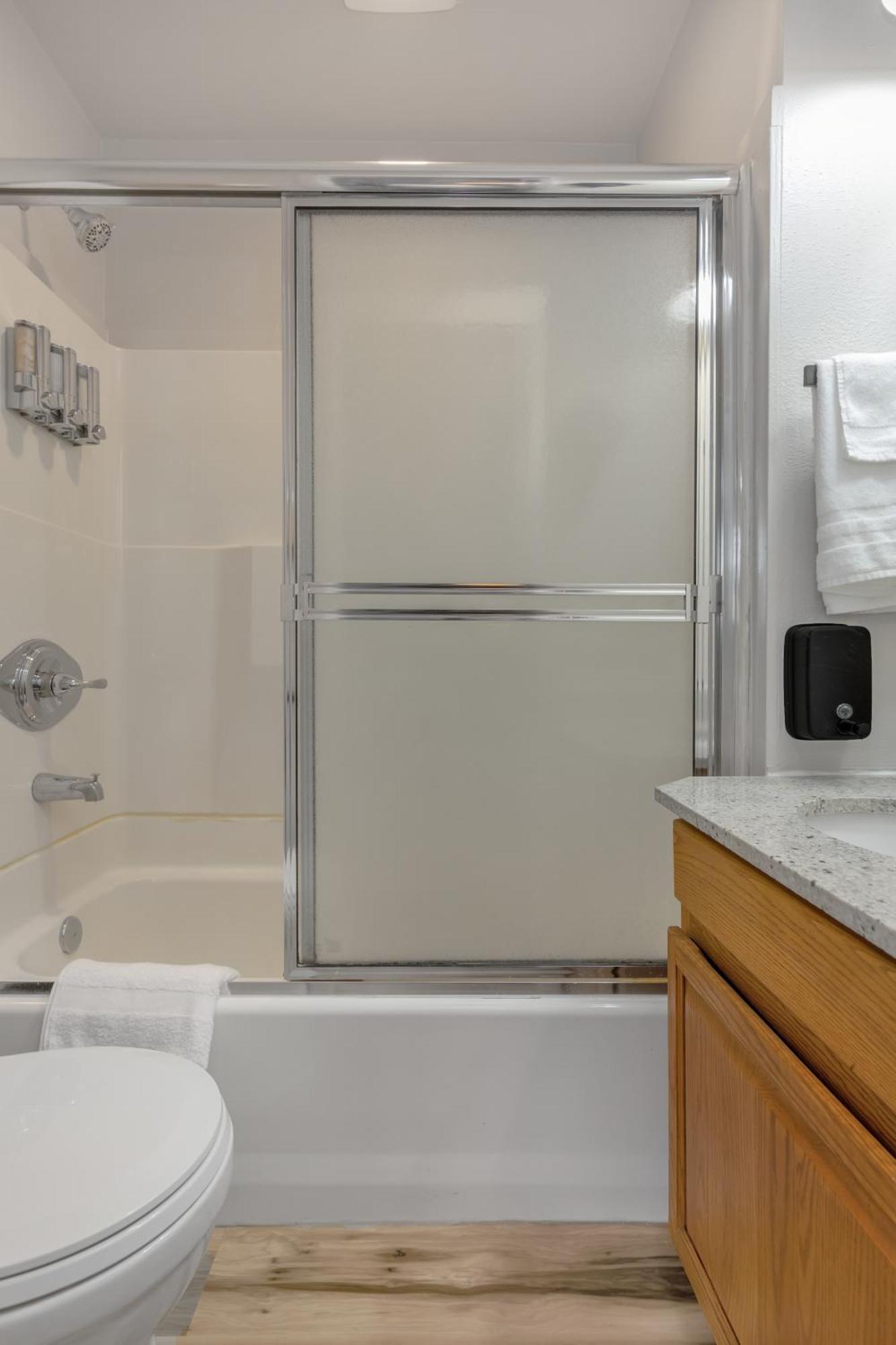 Highliner Hotel Anchorage Quarto foto